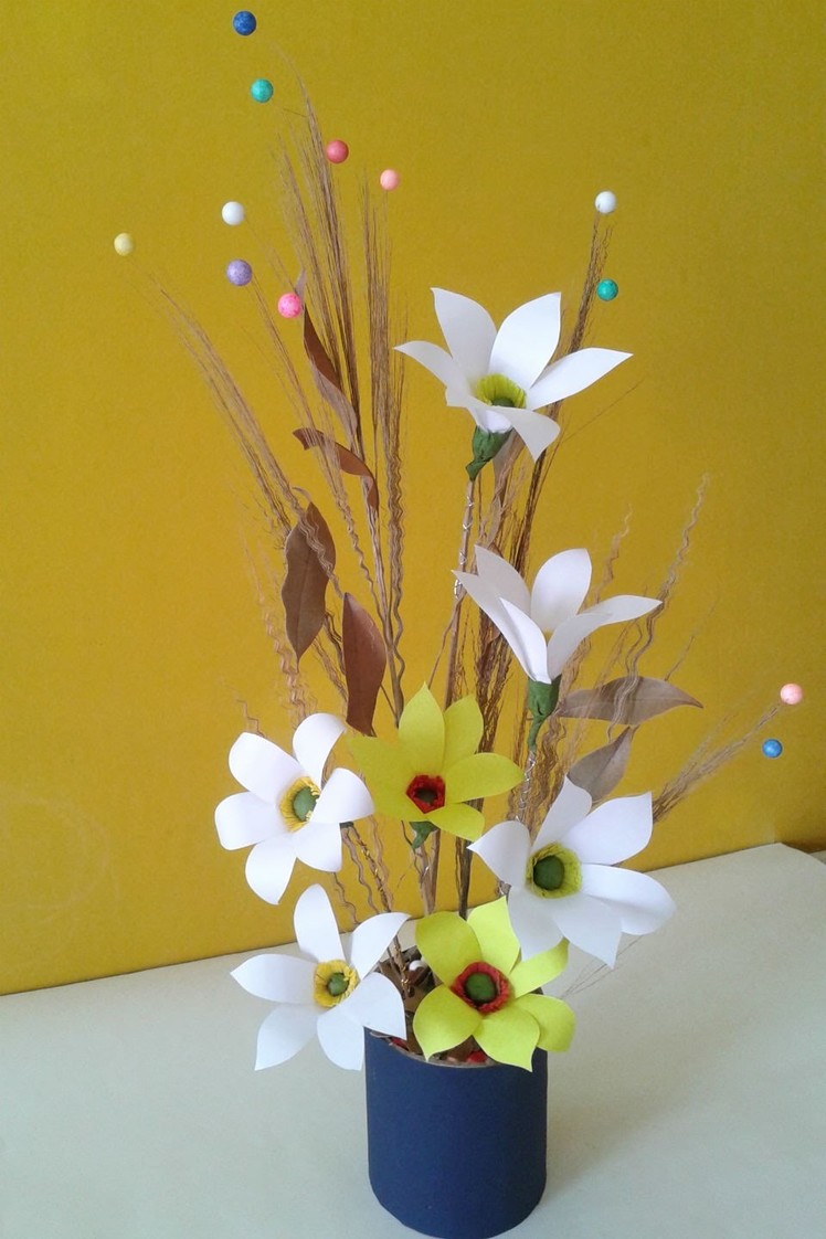 Best Out of Waste Craft: How to make paper flower bunch