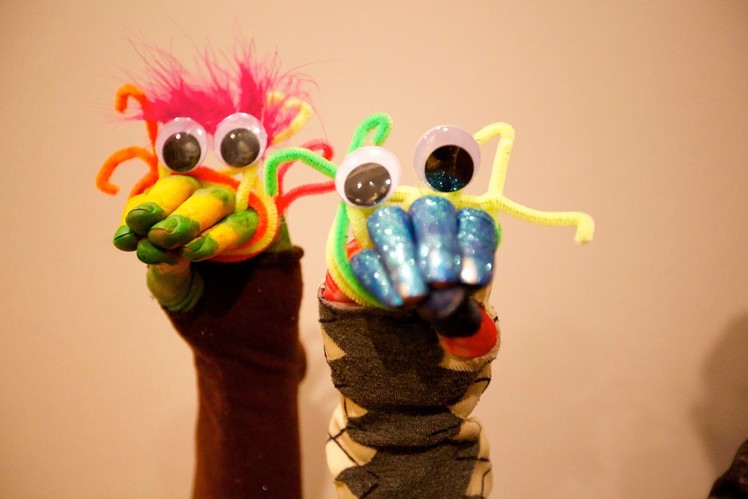 DIY Hand Puppets for Kids!