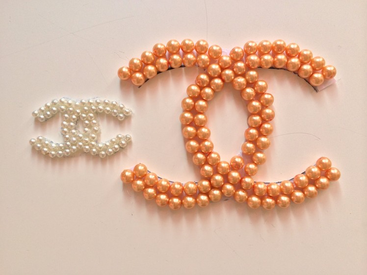 DIY:Chanel inspired pearl logo