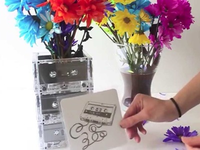 DIY| (Valentine's Day) Cassette Tape Flower Vase