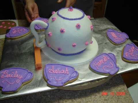 Amber of Cakes - Teapot Cake
