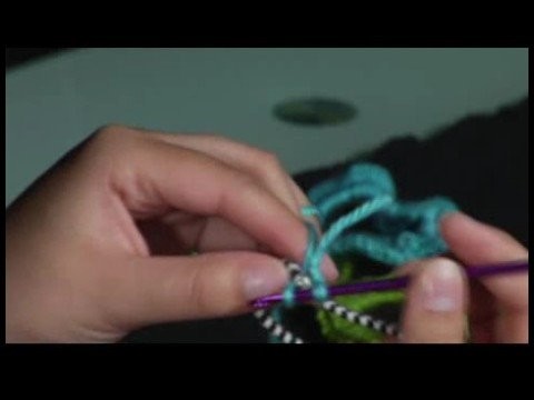 How to Crochet a Scrunchie : Starting a Single Crochet: Hair Scrunchie Pattern