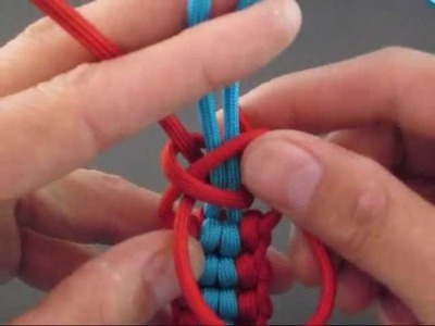 How to Make The Striker (Paracord) Key Fob by TIAT