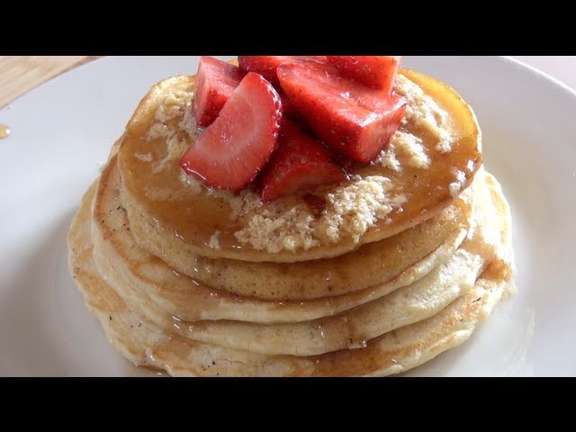 PANCAKES with MAPLE BUTTER - CLASSICS RECIPE