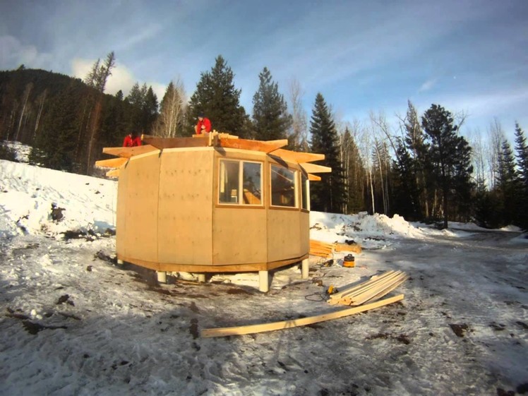 Mandala Homes- Set Up Aspen 300 Round Home