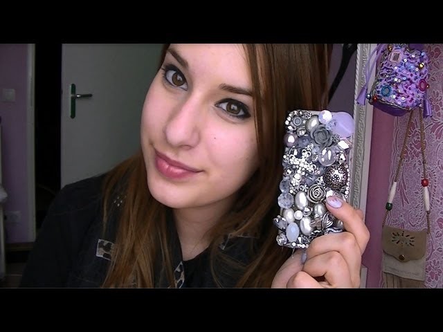 DIY: Phonecase with old jewelry!