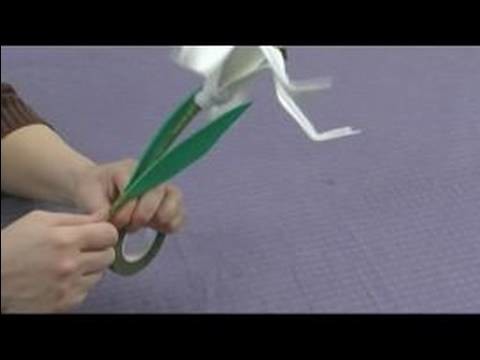 Foam Flower Crafts for Kids : Adding Leaves to Lily Flower Crafts