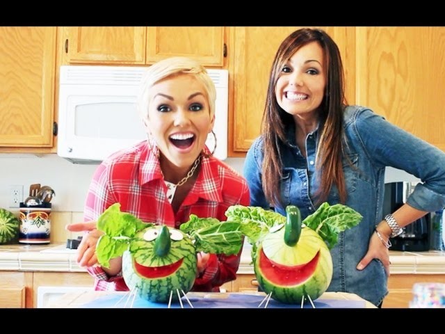 How To Carve a Watermelon into a Happy Elephant!