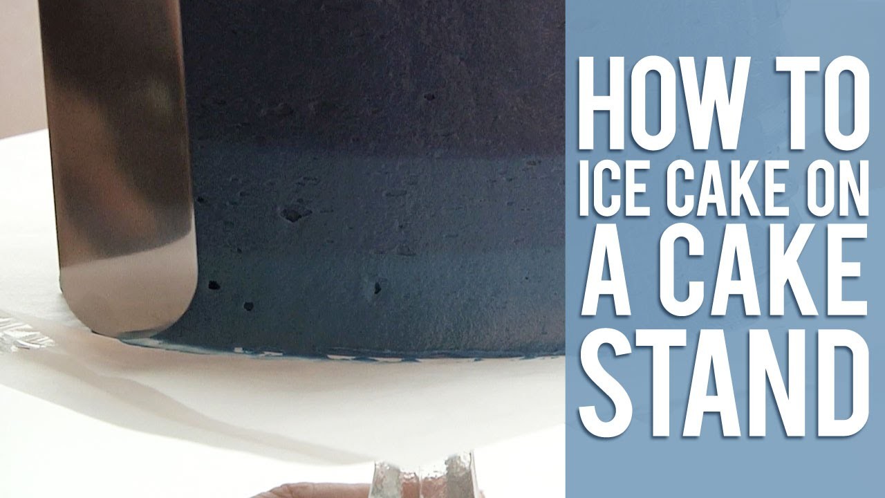 How to Ice a Cake on a Cake Stand