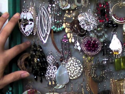 How To Organize Your Jewelry & Accessories