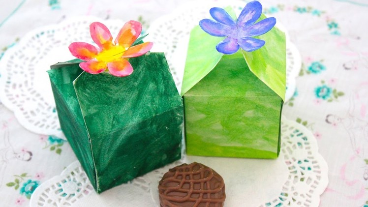 Easy & Pretty Flower Gift Box Tutorial - FREE Printable