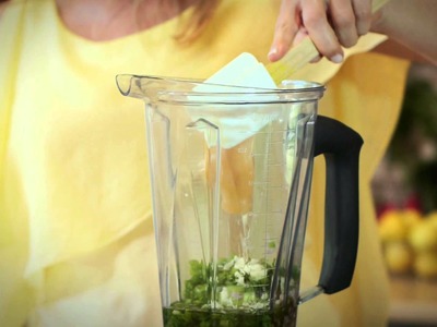 How to Make Your Own Healthy Salad Dressing : Fit Food