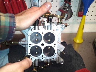 Carburetor Rebuild TUTORIAL - Main Body  Upgrade 134-300C - Holley Double Pumper