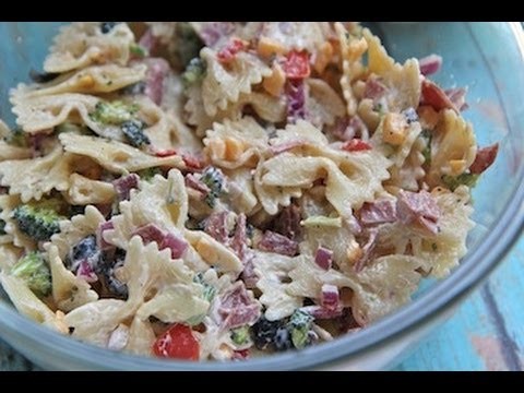 Creamy Bacon Cheddar Ranch Pasta Salad Recipe