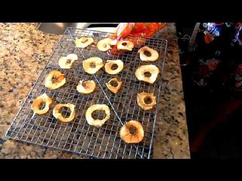 Dehydrated Apple Peels in an Oven : Cooking with Apples