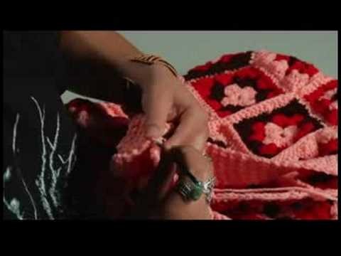 How to Crochet a Bag : Crochet: Start Attaching Bag Strap