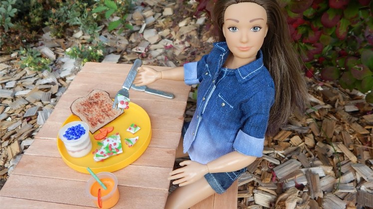 How to Make a Healthy Breakfast for Your Lammily Doll
