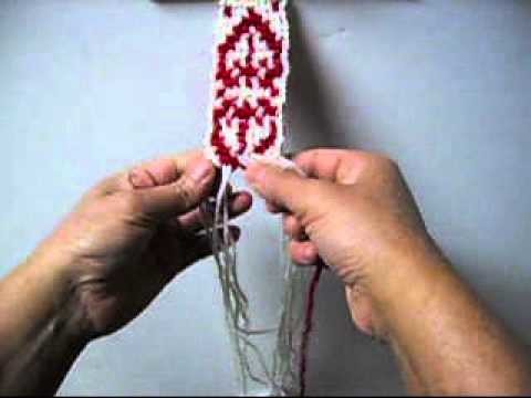How To Make A Flip-Flop Friendshcip Bracelet With A hearts2