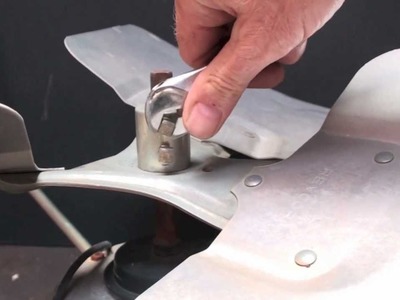 How to pull a condenser fan blade