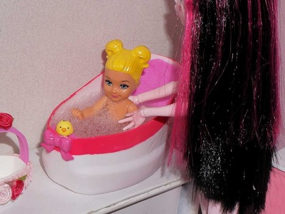 How to make baby bathtub for doll (or for mini doll, + hanger tutorial)