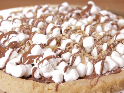 This S’mores Pizza Is The Dessert You Need