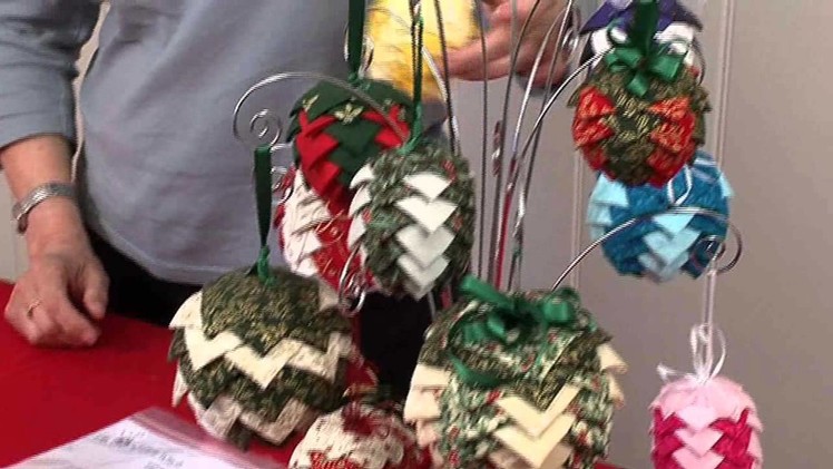 Baubles for the Christmas tree by The Stitch Witch