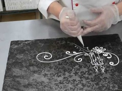 Cake Decorating Tips -  Piping Design for Custom Cakes