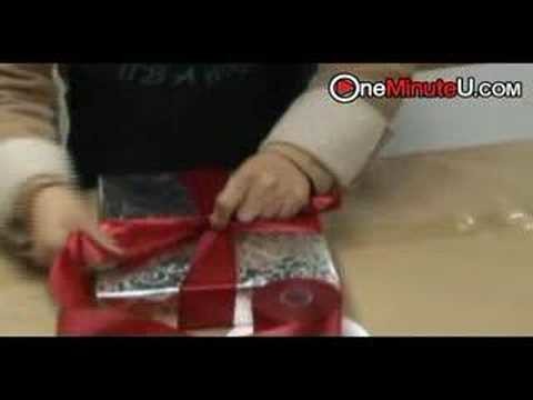 How to gift wrap a present gift with a big bow fathers day