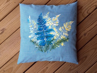 How to Stencil a Pillow Topper