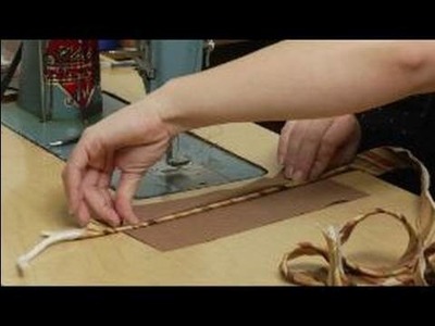 Sewing Piping : Sewing a Straight Line of Piping