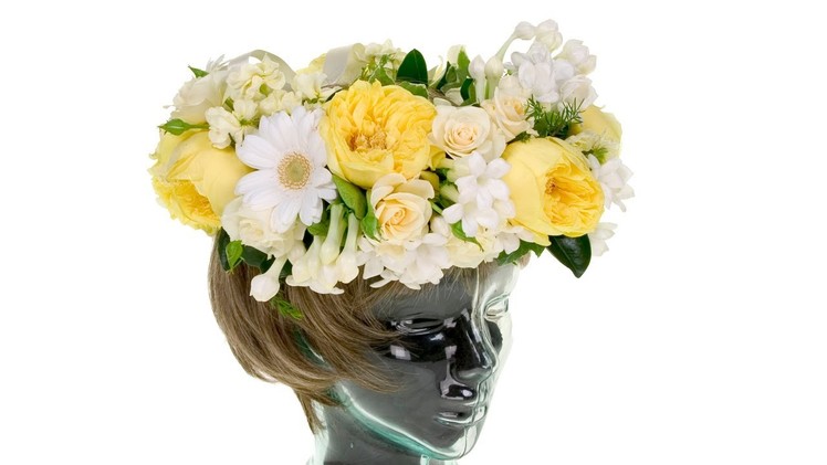 Floral Crown, the hottest trend in wedding flowers
