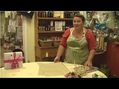 Gift Wrapping Tips : Gift Wrapping Tips