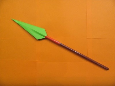 How to Make a Paper Spear - Easy tutorials