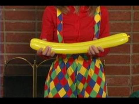 How to Make Balloon Animals : Making a Balloon Flower