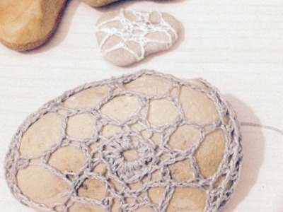 How To Make DIY Crochet Nautical Stones - DIY Crafts Tutorial - Guidecentral