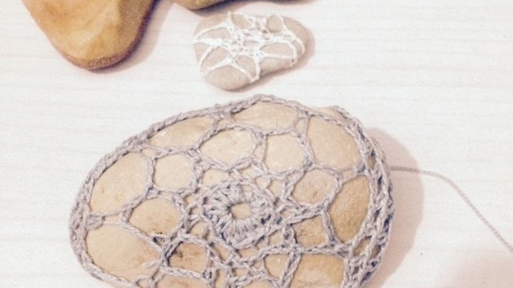 How To Make DIY Crochet Nautical Stones - DIY Crafts Tutorial - Guidecentral