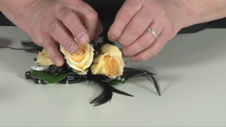 How to make a Corsage