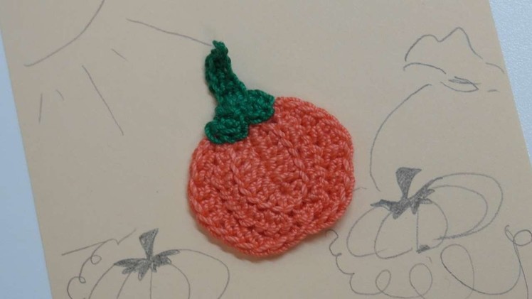 How To Make A Sweet Crocheted Pumpkin Applique - DIY Crafts Tutorial - Guidecentral