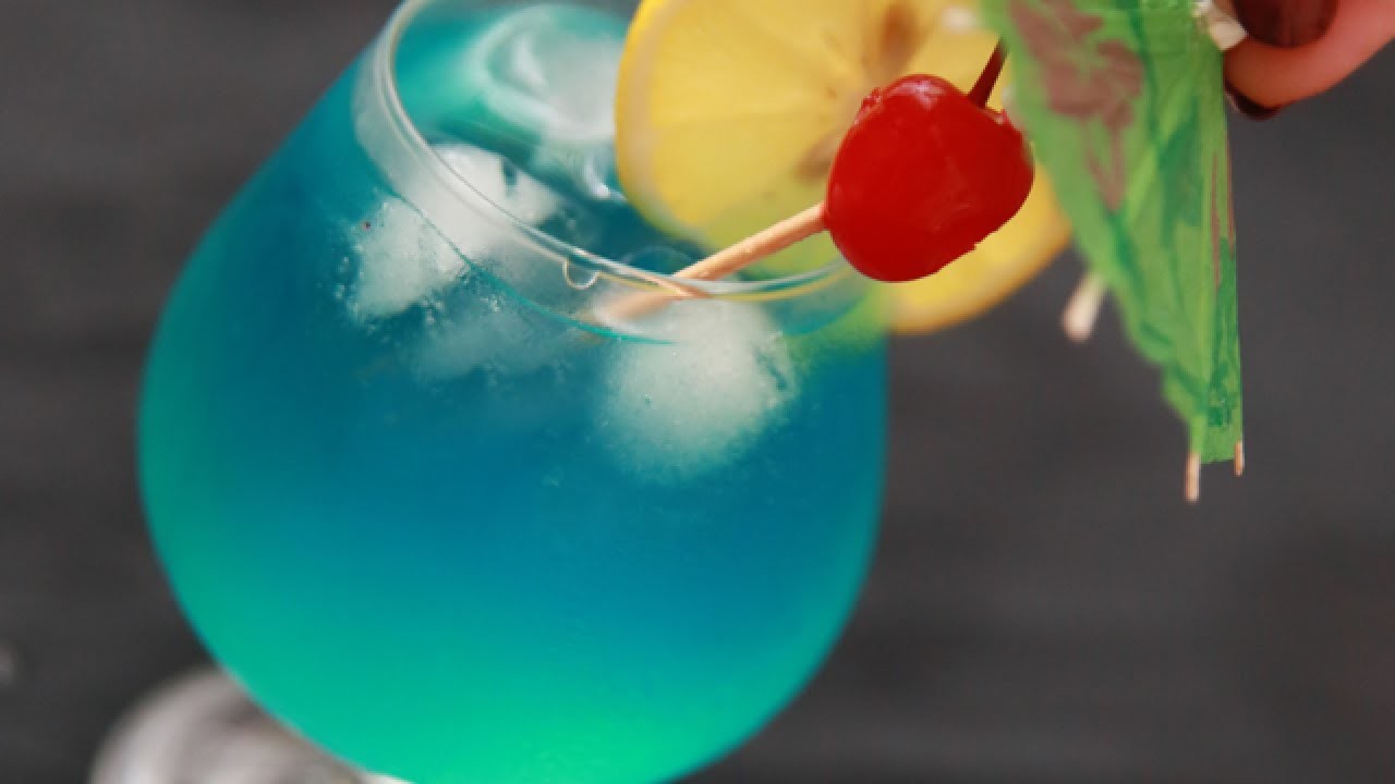 How To Prepare a Tasty Blue Hawaiian Cocktail - DIY Food & Drinks Tutorial - Guidecentral