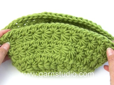 DROPS Crocheting Tutorial; How to work a basket with star pattern