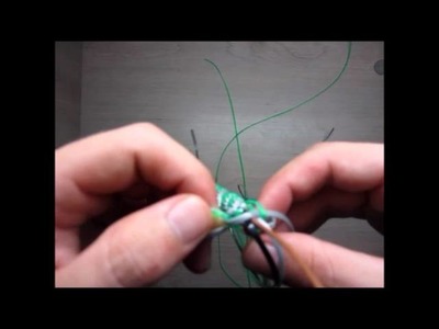 A tutorial of how to my best SNAKE version lanyard.scoubidou (part 3.3) 2012