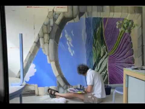 Angelica Trompe l'Oeil: a mural in 2'52" !