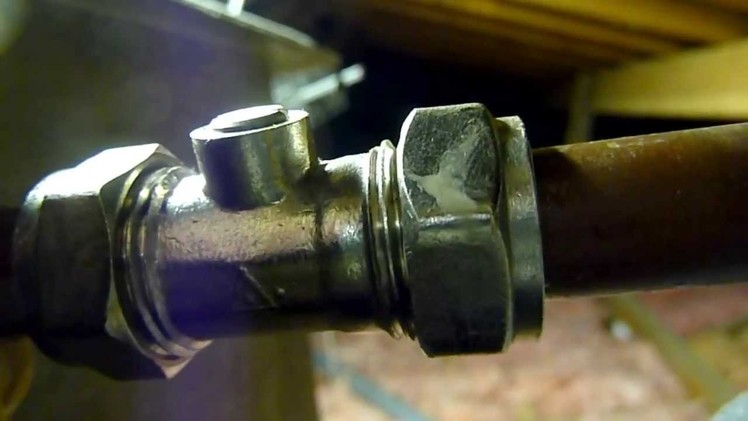 How to fit a ballafix stopvalve.Isolating valve
