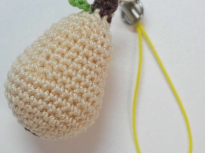 How To Make A Crocheted Sweet Pear Charm - DIY Crafts Tutorial - Guidecentral