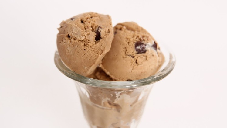 Coffee & Chocolate Chunk Ice Cream Recipe - Laura Vitale - Laura in the Kitchen Episode 614