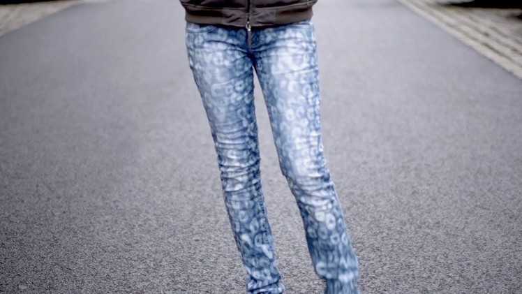 DIY bleach patterned jeans | Animal print
