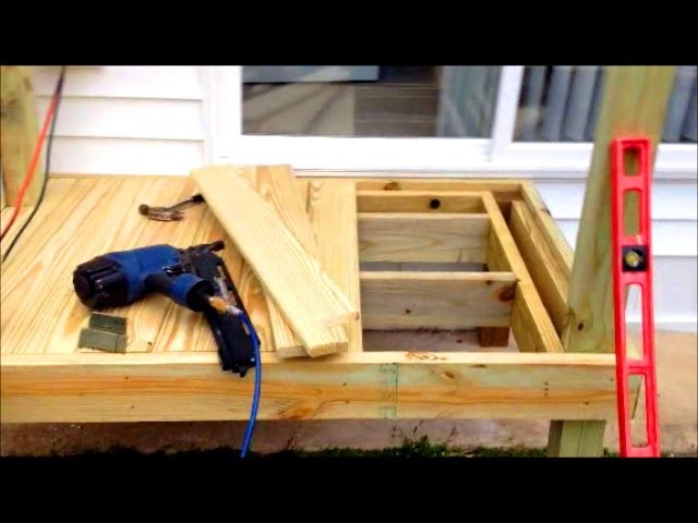 Building a small deck - DIY tips