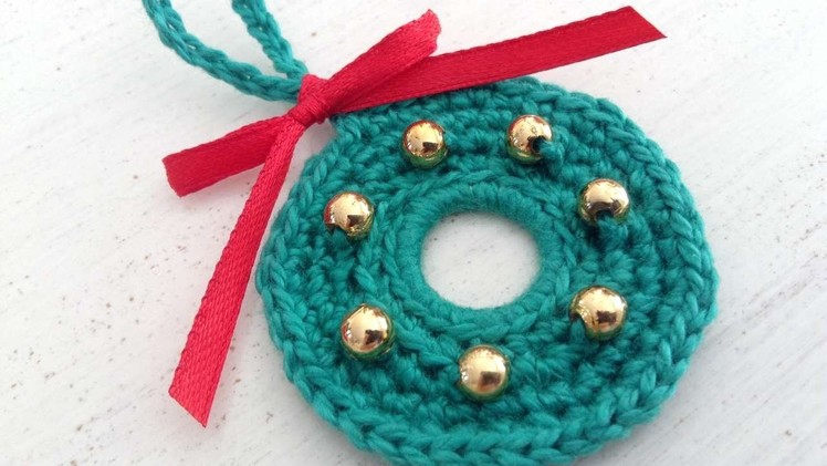 How To Crochet Christmas Decorations - DIY Crafts Tutorial - Guidecentral