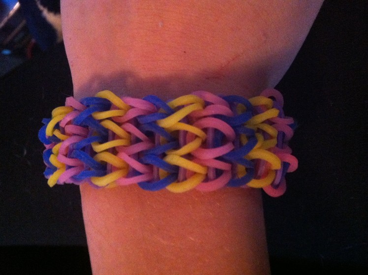 How to make a triple single rubber band bracelet