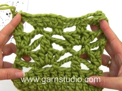 DROPS Crocheting Tutorial: How to work charts in 164-32.33